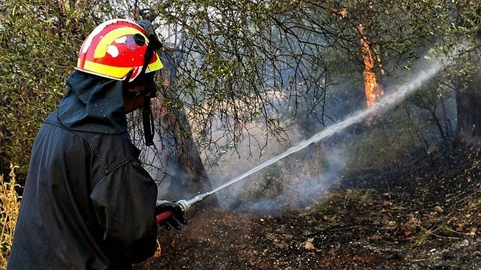 Red Code σήμερα σε Αττική και 11 Περιφερειακές Ενότητες λόγω υψηλού κινδύνου πυρκαγιάς