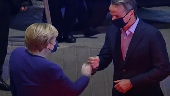 Έφτασε στην Αθήνα η Μέρκελ – Απόψε στην κατοικία του πρωθυπουργού, αύριο το πρωί στο Προεδρικό Μέγαρο