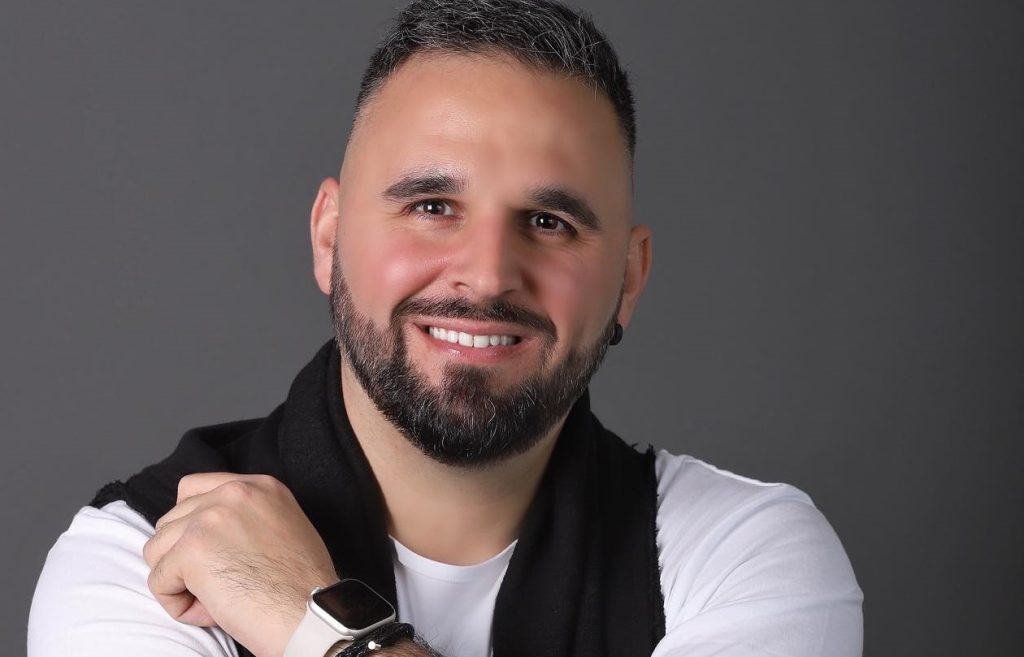 «Πανάθεμά σε»: Νέο τραγούδι από τον Χρήστο Χρυσάφη