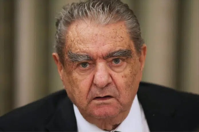 Ο Βαρδινογιάννης κερδίζει το στοίχημα