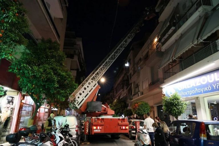 Γκύζη: Σε κρίσιμη κατάσταση ο τραυματίας από την έκρηξη φιάλης υγραερίου (photo)