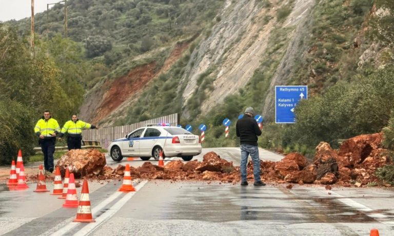 Χανιά: Κατολισθήσεις στον ΒΟΑΚ από την κακοκαιρία – Προβλήματα και σε άλλα χωριά