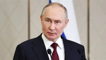 Πούτιν: Η Ρωσία «αξιόπιστος εταίρος» του Ιράν ενώ ΗΠΑ και Ισραήλ συνεχίζουν τις επιθέσεις