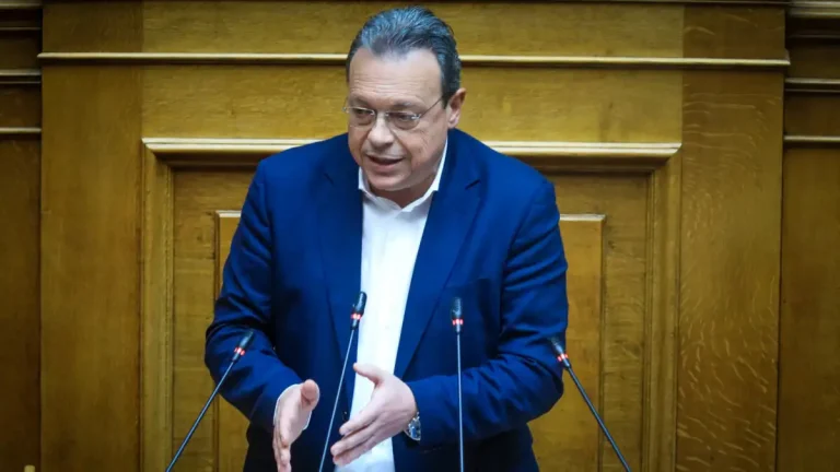 Φάμελλος: «Η κοινοβουλευτική τάξη και η κοινωνία επιβάλει να κατατεθεί πρόταση δυσπιστίας» – Ζητά αποπομπή Λαζαρίδη