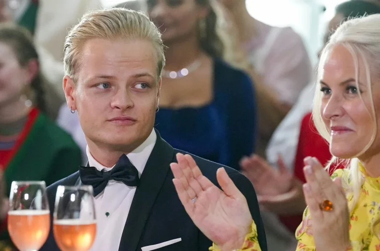 Τα άνω – κάτω στη Νορβηγία: Ένοχος για βιασμό ο θετός γιος της διαδόχου του θρόνου