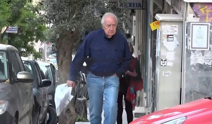 Γιωτόπουλος – Με συνοδεία αστυνομικών πήρε τον δρόμο για τον Κορυδαλλό (Video)
