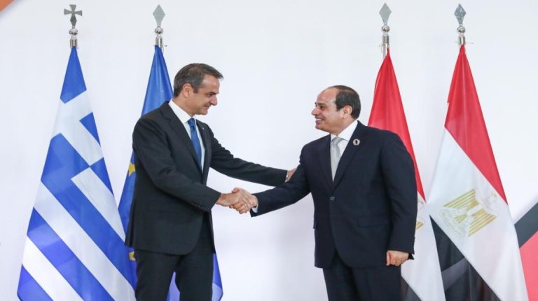 Μητσοτάκης στην Αίγυπτο: Η στρατηγική συμμαχία με το Κάιρο, η Μονή Σινά και ο παράγοντας Τουρκία