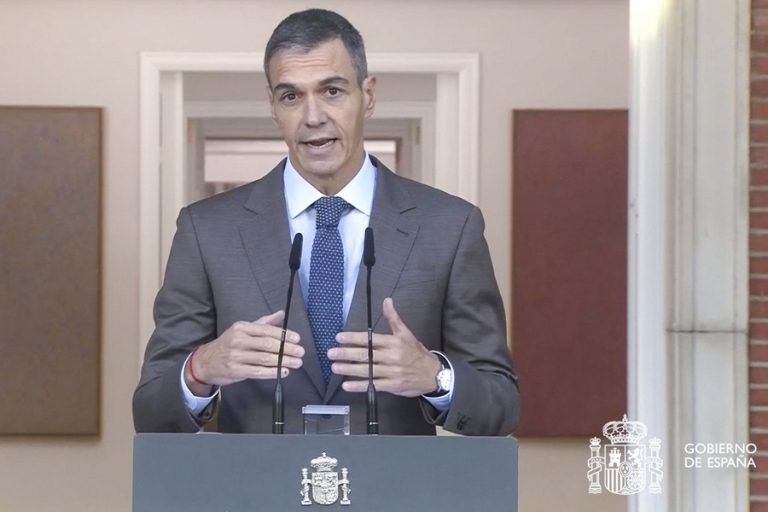 Ισπανία: Ο Σάντσεθ «ρίχνει» την κυβέρνηση στις κάλπες – Εκλογές στις 29 Νοεμβρίου