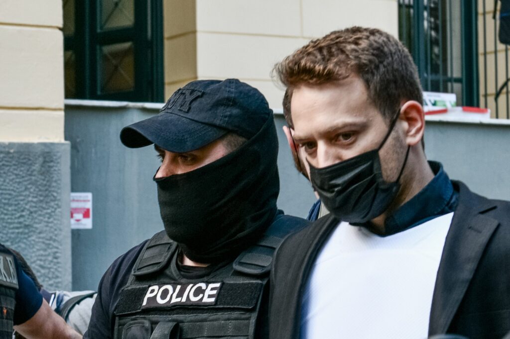 Αρχίζει η δίκη του Μπάμπη Αναγνωστόπουλου- Πότε θα καθίσει στο εδώλιο