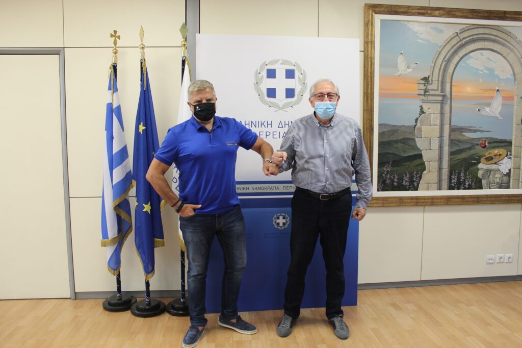 Συνάντηση Πατούλη – Αμπατζόγλου: Χρηματοδότηση της Περιφέρεια για έργα ποιότητας ζωής