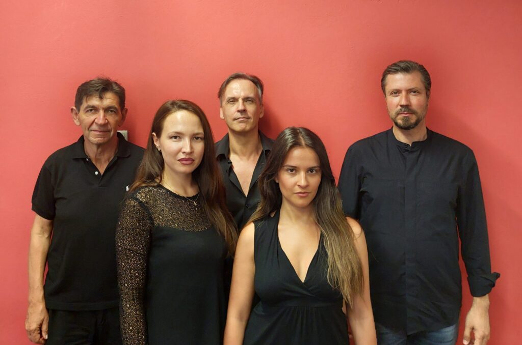 Την Πέμπτη η πρεμιέρα του ορατορίου “Υμνωδία 1821” του Ορέστη Μπαζού – Αφηγητής ο Γεράσιμος Σκιαδαρέσης