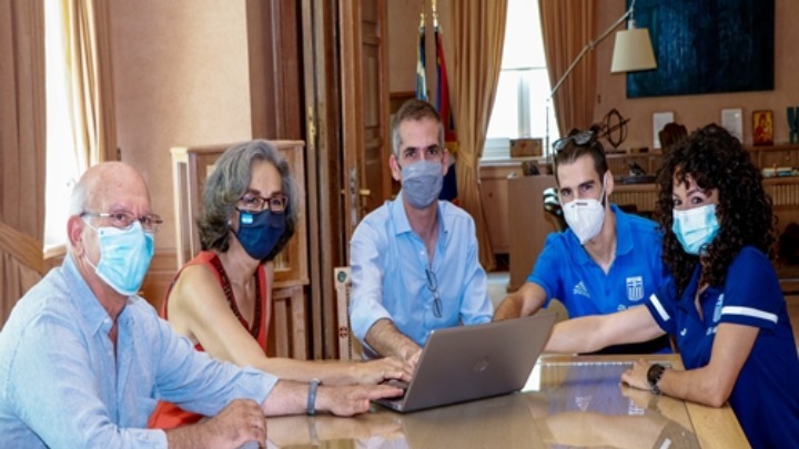 Μπακογιάννης και Σακοράφα «πάτησαν» το κουμπί για το άνοιγμα των εγγραφών στον Ημιμαραθώνιο Αθήνας