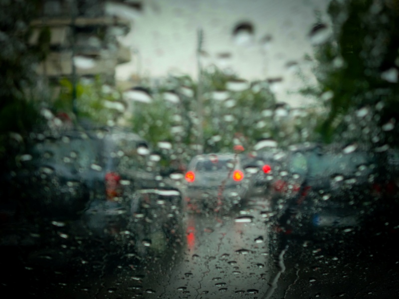 Βροχερός καιρός και πτώση της θερμοκρασίας