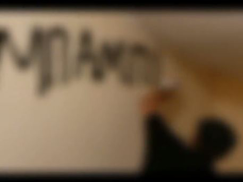 Η στιγμή που «Ρουβίκωνες» κάνουν καταδρομική στο σπίτι του Μπάμπη Παπαδημητρίου (ΒΙΝΤΕΟ)