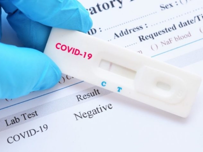 Δύο δωρεάν τεστ για μη εμβολιασμένους από Δευτέρα