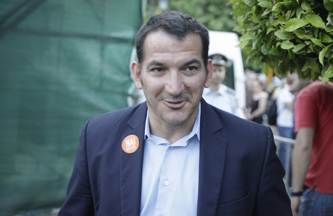 Δύσκολες ώρες για τον Πύρρο Δήμα – Πέθανε η μητέρα του