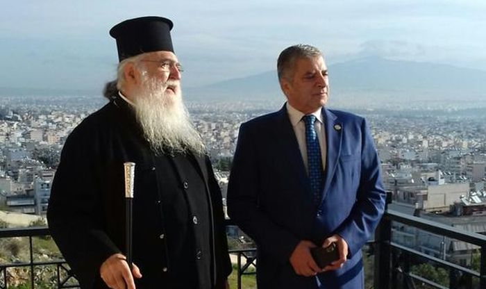 Πατούλης για την απώλεια του μακαριστού Μητροπολίτη Περιστερίου Κλήμη