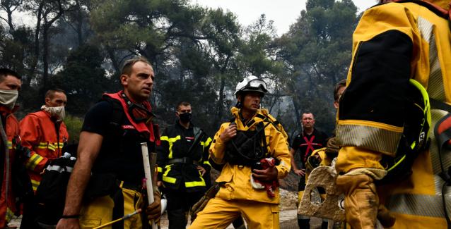 Νέες πυροσβεστικές ενισχύσεις από τη Γαλλία για την πυρκαγιά στην Εύβοια – Η μεγαλύτερη χερσαία αποστολή εκτός γαλλικών συνόρων