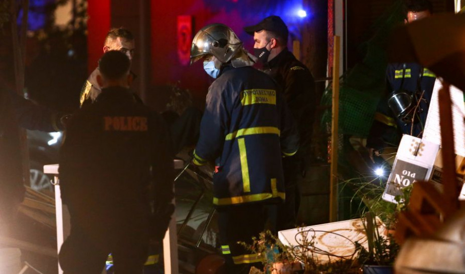 Φωτιά στη Νέα Μάκρη – Εκκένωση οικισμού