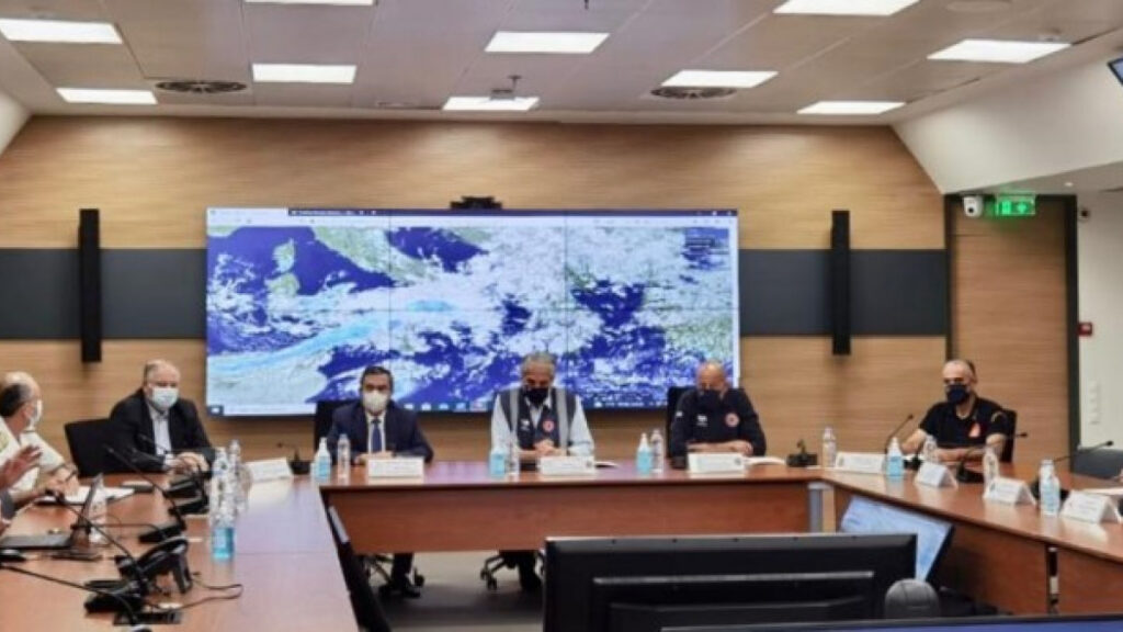 Στυλιανίδης για κακοκαιρία: Οι «κόκκινες» περιοχές που θα λάβουν πρώτες μηνύματα από 112