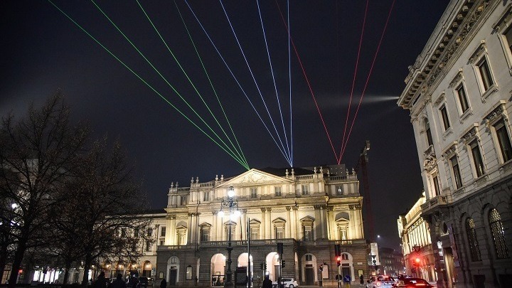 Οκτώ νεκροί από συντριβή μικρού αεροσκάφους κοντά στο μετρό του Μιλάνο