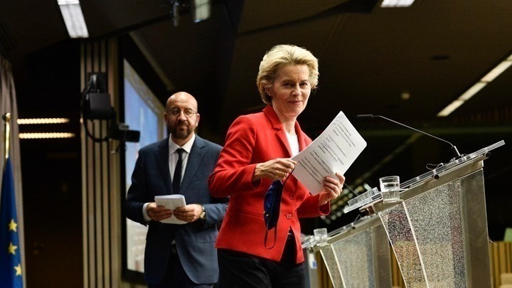 Επίσκεψη ντερ Λάιεν και Μισέλ σε ισπανική στρατιωτική βάση – Θα γίνει «η πύλη εισόδου» των αφγανών προσφύγων