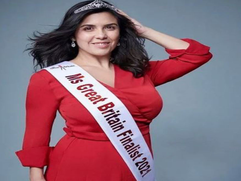Η Ελλληνοαγγλίδα που διαγωνίζεται στα βρετανικά καλλιστεία χωρίς μακιγιάζ!