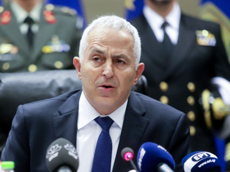 Βόμβα Αποστολάκη: Δεν αποδέχεται τώρα την πρόταση υπουργοποίησής του