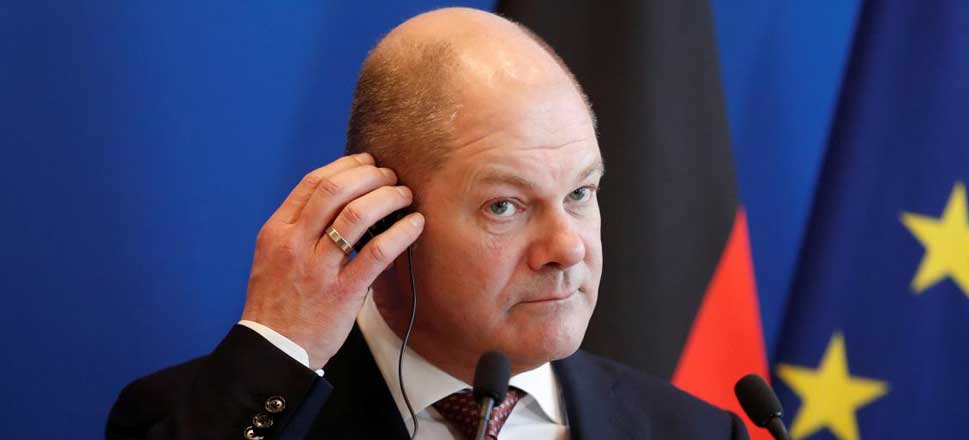 Γερμανικές εκλογές: Ξέφρενοι πανηγυρισμοί στο στρατόπεδο του Σολτς μετά τα πρώτα exit poll