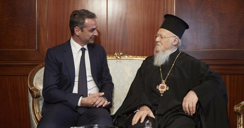 Μητσοτάκης: Ευχές στον Οικουμενικό Πατριάρχη για ταχεία ανάρρωση