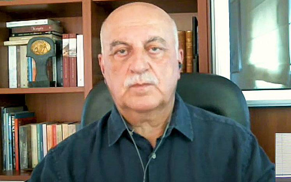 Τζανάκης: Πόσα κρούσματα προβλέπονται μέσα στο Δεκέμβριο (vid)