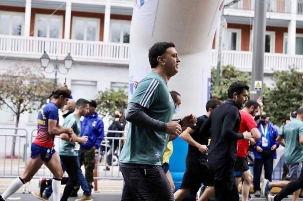 Υπουργοί στο… τρέξιμο! Ποιοι κατέβηκαν στον Μαραθώνιο της Αθήνας (ΦΩΤΟ)