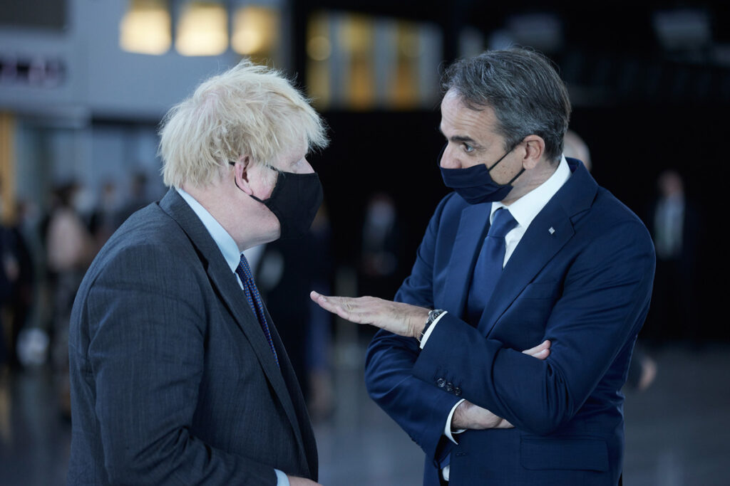 Με ποια ατζέντα πάει το απόγευμα στην Ντάουνινγκ Στριτ ο Μητσοτάκης