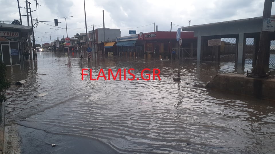 Βγήκε η θάλασσα στη στεριά στην Πάτρα! (ΒΙΝΤΕΟ)