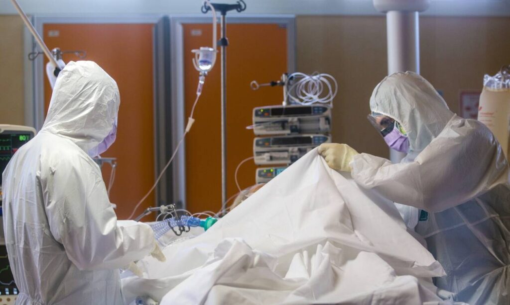 Τουρκία: Απεργία των υγειονομικών λόγω μισθών και συνθηκών – Ζητούν να πέσει η κυβέρνηση