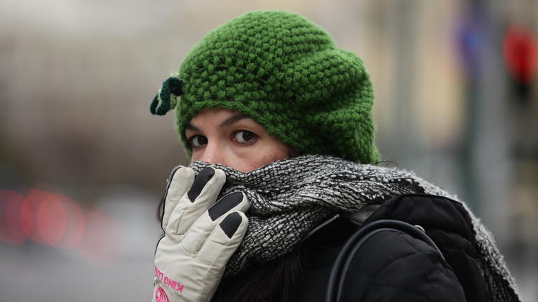 Τσουχτερό κρύο και θυελλώδεις άνεμοι και σήμερα – Που αναμένονται βροχές