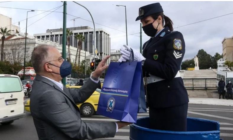 Θεοδωρικάκος: Είμαστε κοντά στους αστυνομικούς μας και ιδιαίτερα κοντά στους τροχονόμους μας