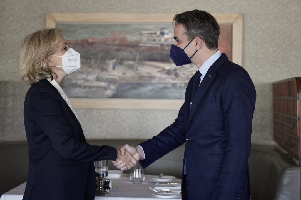 Γεύμα Μητσοτάκη – Pécresse: Τι συζήτησαν (pic)