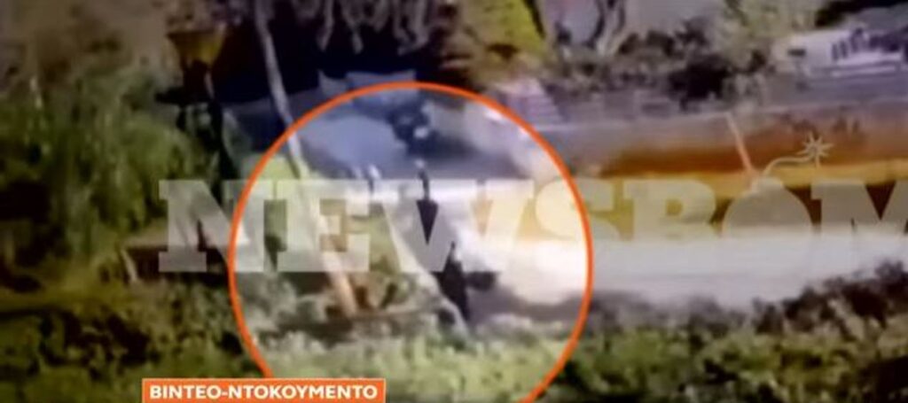 Αναζητούν τη γυναίκα που παράτησε το μωρό στο πάρκο! Βίντεο-ντοκουμέντο!