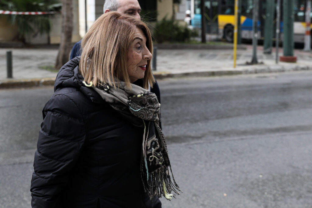 Τι μας χωρίζει με την Τασία Χριστοδουλοπούλου – Άρθρο