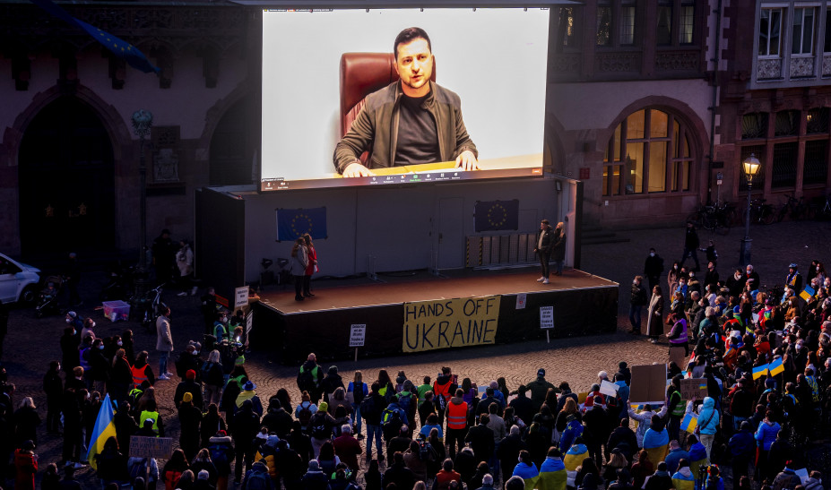 Ζελένσκι: Η Ρωσία προετοιμάζει το έδαφος για πυρηνικό χτύπημα – Ο Πούτιν φοβάται τον λαό του