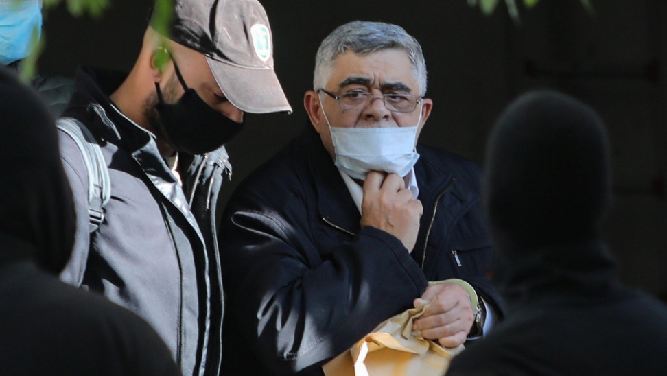 Σε κρίσιμη κατάσταση ο Μιχαλολιάκος: Διασωληνωμένος με κορωνοϊό