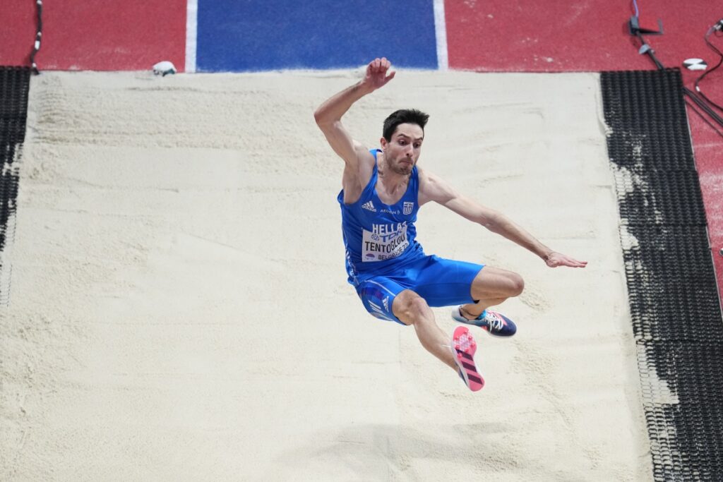 Μίλτος Τεντόγλου: Πήρε το Χρυσό στο Παγκόσμιο με άλμα στα 8,55 μέτρα