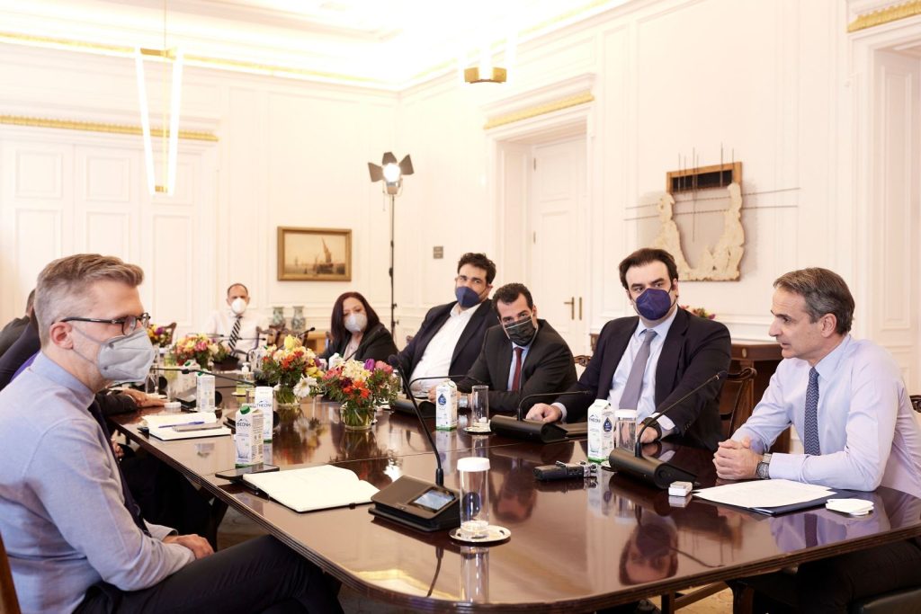 Ψηφιακή επανάσταση! Σε νέα εποχή το βιβλιάριο Υγείας παιδιού – Δημιουργείται μητρώο Εμβολιασμού παιδιών και εφήβων