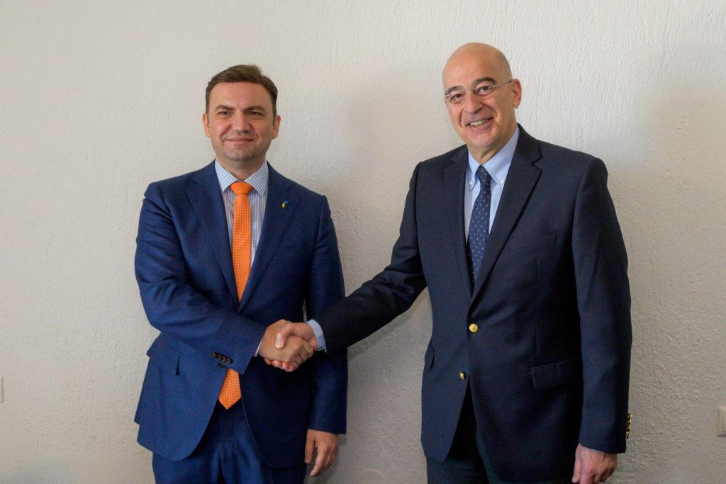 Τετ α τετ Δένδια με τον Υπουργό Εξωτερικών της Βόρειας Μακεδονίας