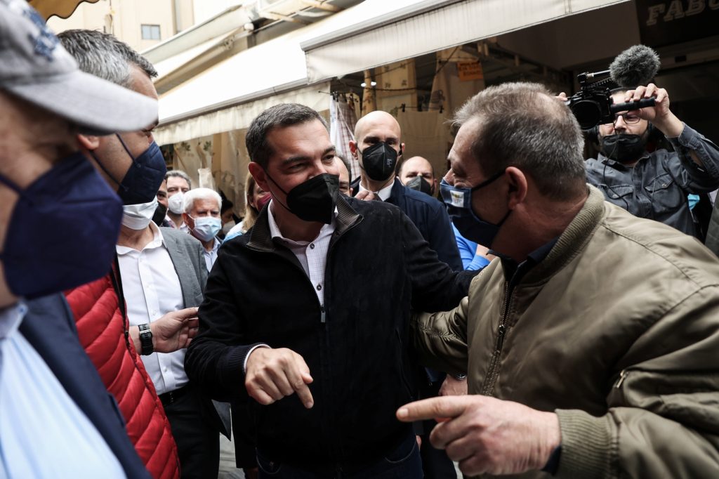 «Η κοινωνία πληρώνει τα σπασμένα της κυβέρνησης Μητσοτάκη» λέει από την Κρήτη ο Τσίπρας