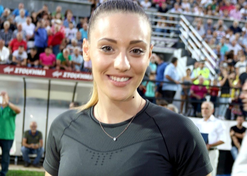 Γεωργιανός stalker είχε εμμονή με την Άννα Κορακάκη – Έκαψε το αυτοκίνητο του συντρόφου της και φυλακίστηκε για πέντε χρόνια