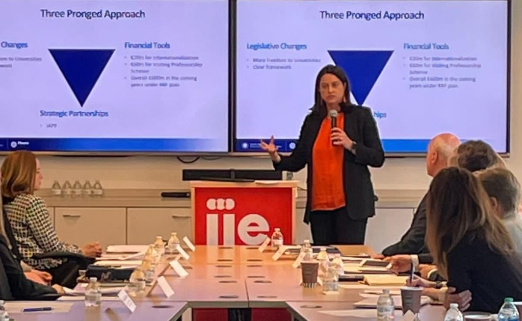 «Με περισσότερες προοπτικές από ποτέ η ελληνοαμερικανική συνεργασία στα Πανεπιστήμια» τονίζει από τη Ουάσιγκτον η Κεραμέως