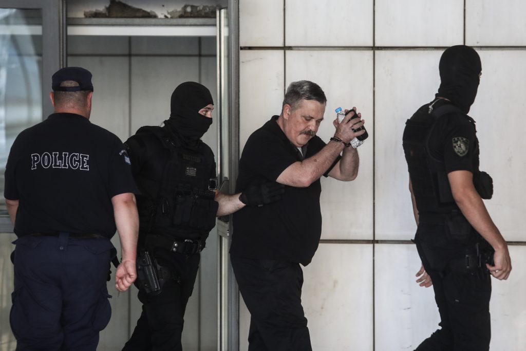 Δίκη Χρυσής Αυγής: Τέσσερις κρατούμενοι πρώην βουλευτές παρόντες στην έναρξη της εκδίκασης