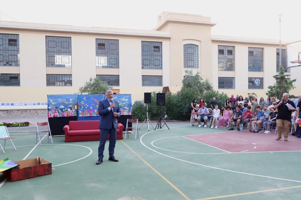 Δέσμευση στήριξης Πατούλη στα Σχολεία Ειδικής Αγωγής και Επαγγελματικής Κατάρτισης